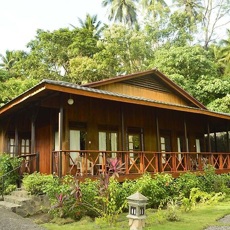 Kungkungan Bay Resort Bitung Buitenkant foto