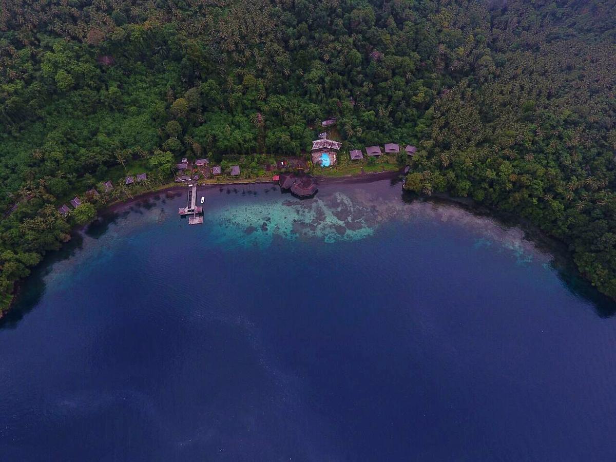 Kungkungan Bay Resort Bitung Buitenkant foto