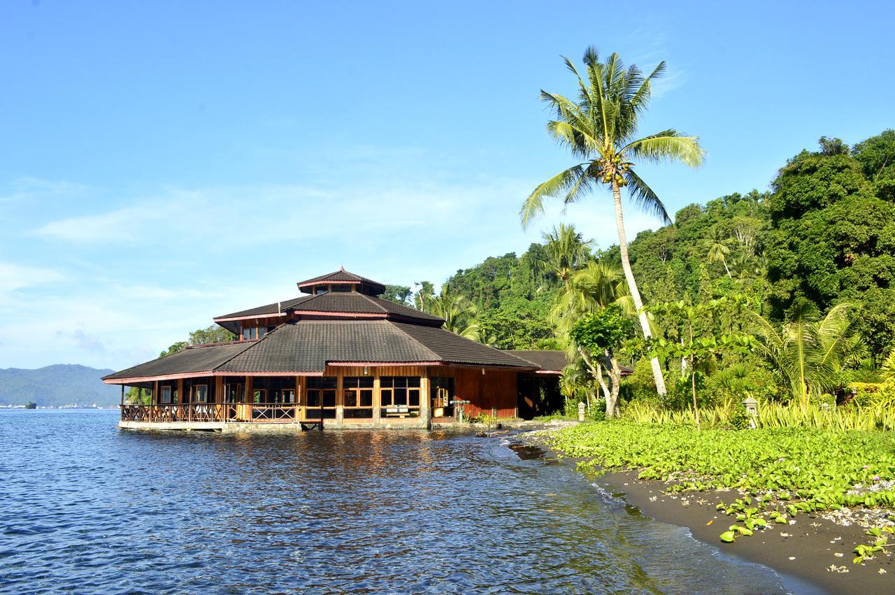 Kungkungan Bay Resort Bitung Buitenkant foto